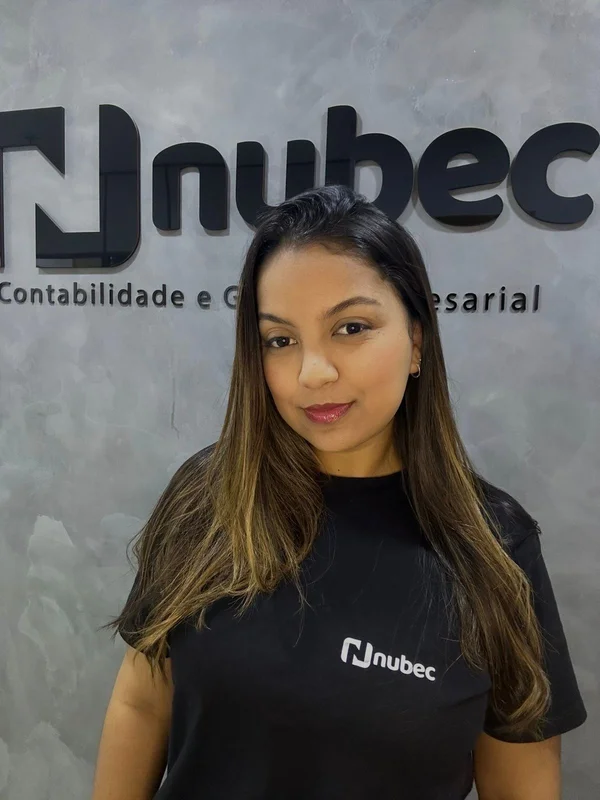 Caroline Freire - Departamento Fiscal na Nubec Contabilidade